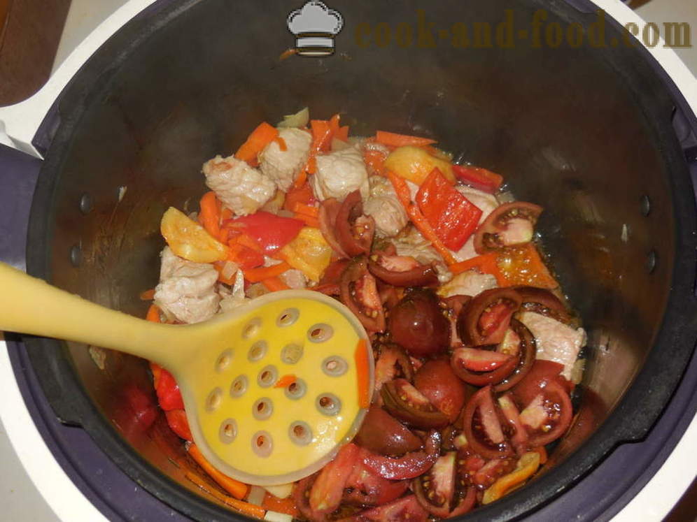 Braised potatoes with meat and vegetables - how to cook a stew of potatoes with meat in multivarka, step by step recipe photos