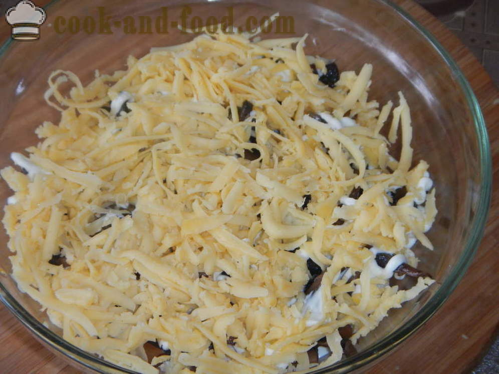 Salad layers: chicken, mushrooms, cheese and eggs - how to lay out a salad layers, a step by step recipe photos