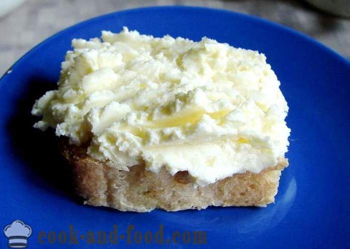 Cheese garlic butter sandwich - how to cook cheese butter, a simple recipe with a photo