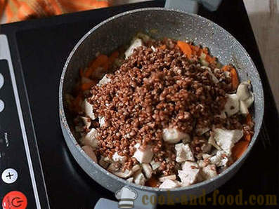 Buckwheat simple recipe with chicken and mushrooms
