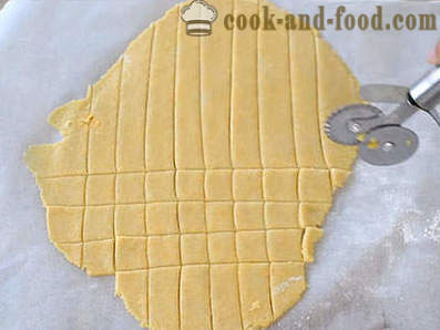 Homemade cheese crackers recipe step by step