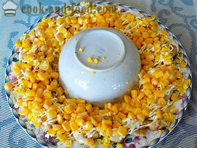 Chicken salad with corn and cucumber