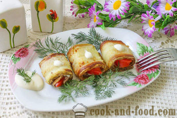 Recipe zucchini rolls with tomatoes and chicken