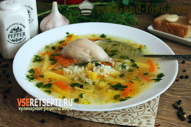 How to cook chicken soup with rice