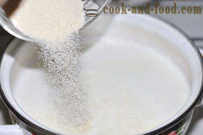 Milk porridge semolina cookies