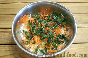 Vitamin salad of cabbage and carrots