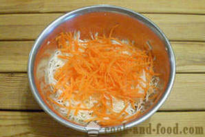 Vitamin salad of cabbage and carrots