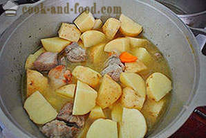 Roast meat and potatoes