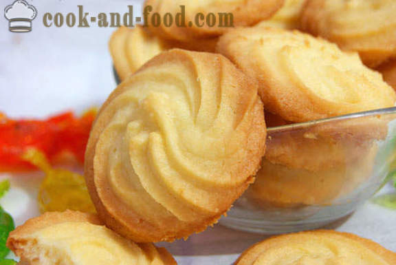 Butter cookies from the dough