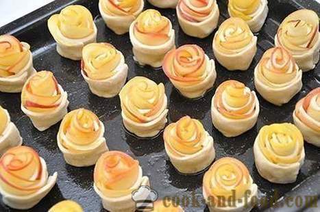 Baked rosettes apples in pastry