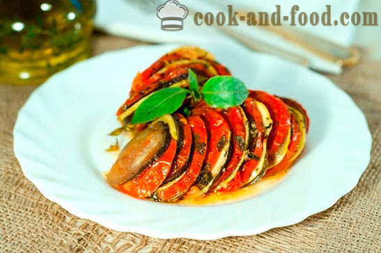 Ratatouille or vegetable ragout in French