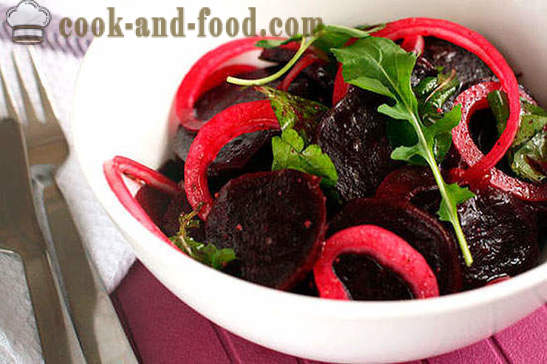Salad of beets and onions