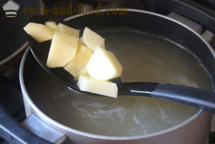 Zakarpattia soup of white mushrooms - how to cook soup with white mushrooms tasty, with a step by step recipe photos