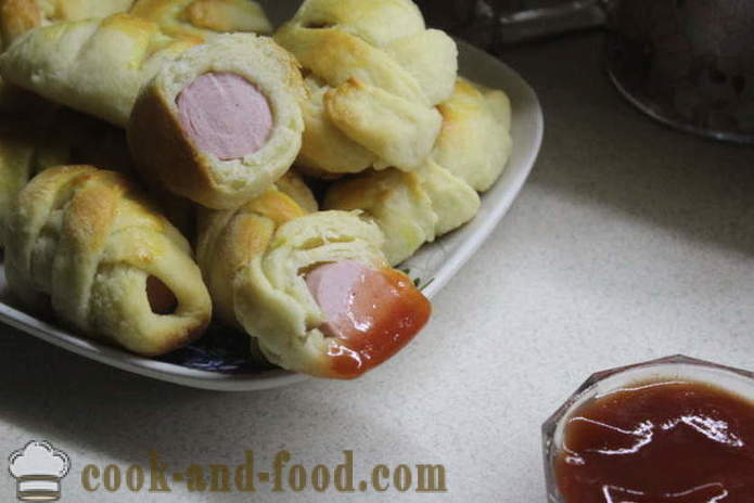 Pigs in blankets on yogurt and yeast - how to cook hot dogs in pastry in the oven, with a step by step recipe photos