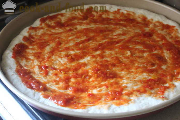 Yeast pizza with meat and cheese at home - step by step photo-pizza recipe with minced meat in the oven