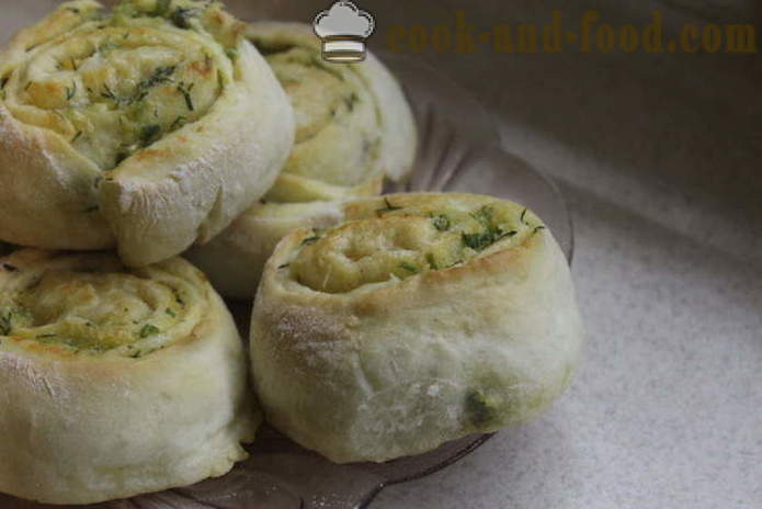 Cheese rolls with garlic and onion - how to make muffins with cheese and garlic, with a step by step recipe photos