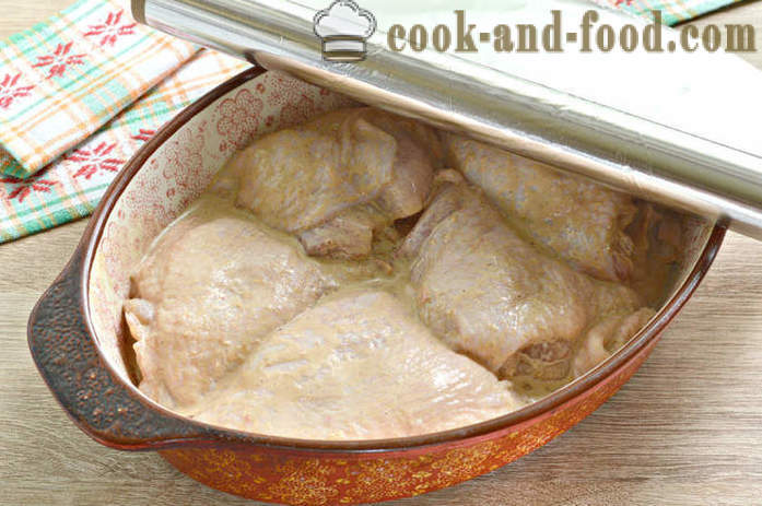 Chicken thighs in the oven - how to cook the chicken thighs in mayonnaise and soy sauce, a step by step recipe photos