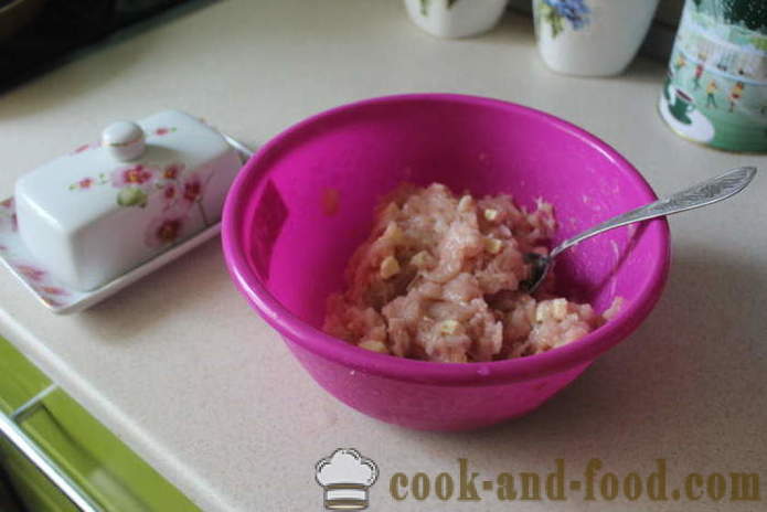 Pets belyashi with minced chicken - how to make yeast belyashi, step by step recipe photos