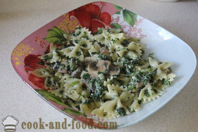 Butterflies farfalle in a creamy sauce with spinach and mushrooms - how to cook farfalle in a creamy sauce, a step by step recipe photos