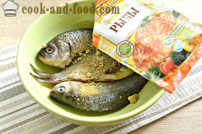 Stuffed carp on a frying pan - both tasty carp fry in a frying pan, a step by step recipe photos