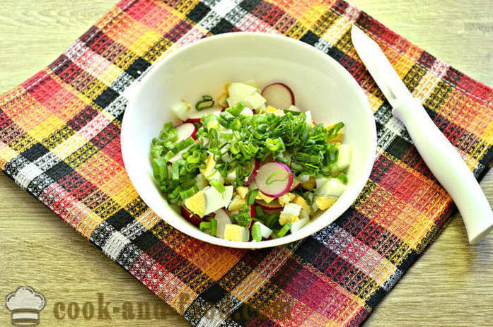 Salad with radishes and rhubarb - how to make a salad of radish and rhubarb, a step by step recipe photos