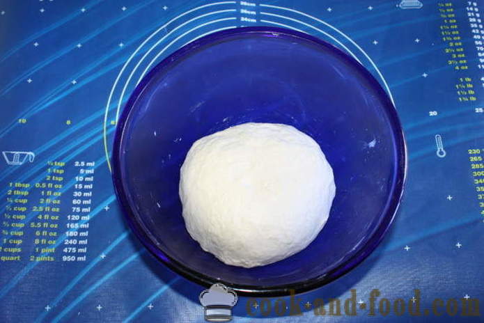 Flaky yeast dough for a pie, pizza, croissants - how to prepare flaky yeast dough, a step by step recipe photos