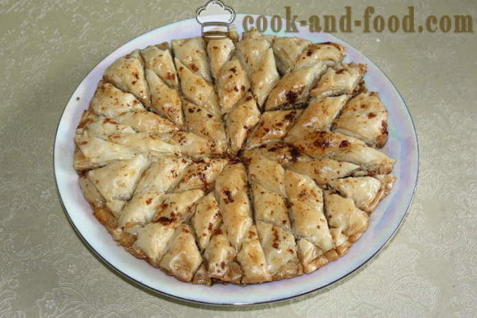 Turkish baklava with walnuts - how to make baklava at home, step by step recipe photos