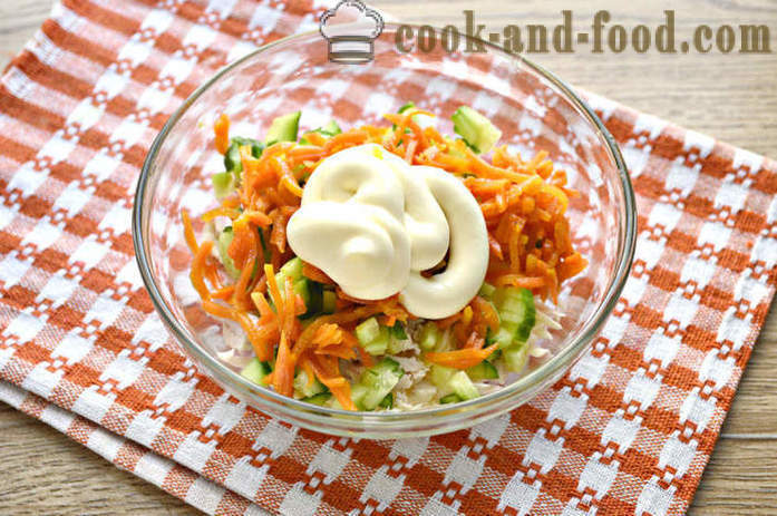 Salad with chicken and cheese - how to cook chicken salad with melted cheese, a step by step recipe with photos and video