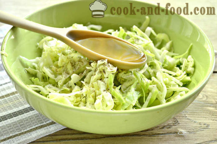 Simple salad of cabbage and cucumber with vinegar - how to make a delicious salad of fresh cabbage and cucumber with a step by step recipe photos