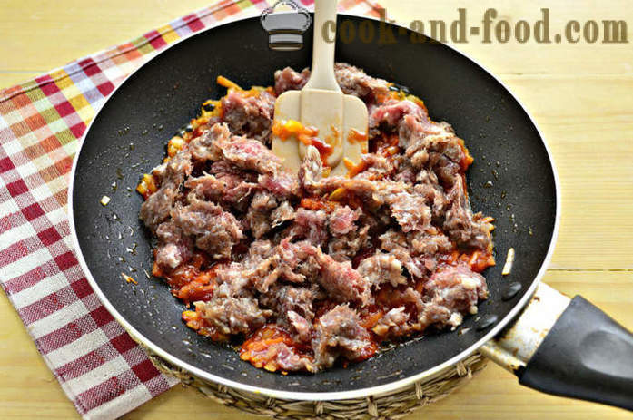 Delicious buckwheat porridge with meat on a frying pan - how to cook buckwheat porridge with meat, a step by step recipe photos