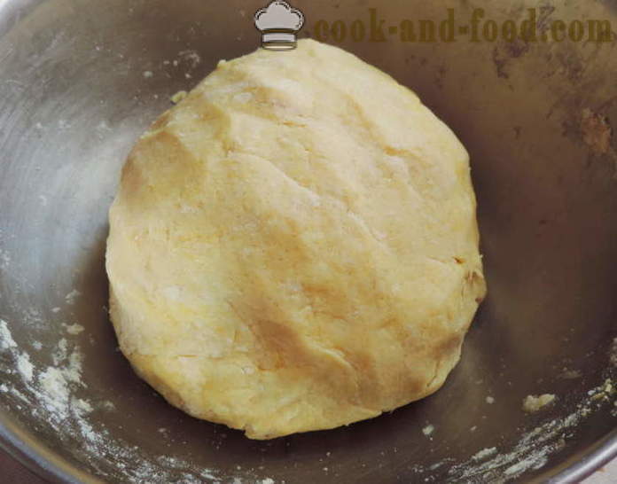 Shortbread yeast dough for the pie, pies, pastries or bagels - how to make sand-yeast dough, a step by step recipe photos