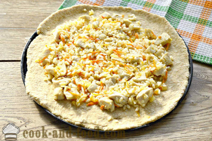 Pie Whole-grain cereal with chicken and rice - how to cook a chicken pie in the oven, with a step by step recipe photos