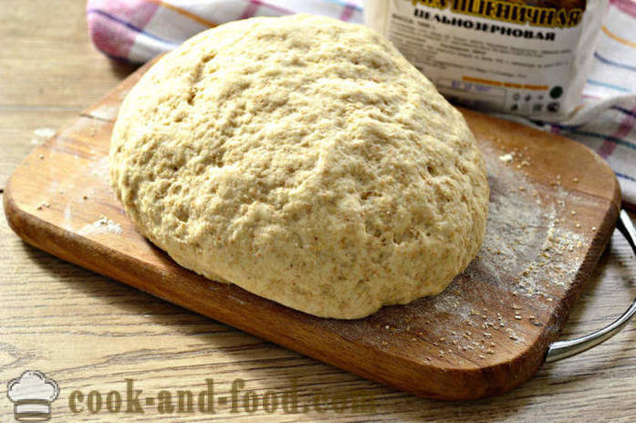 Delicious dough for cakes and pies in the oven - how to make a yeast dough from whole wheat flour, poshagovіy recipe with a photo