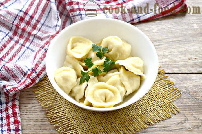 Dietary dumplings with minced chicken - how to make dumplings with minced chicken, with a step by step recipe photos