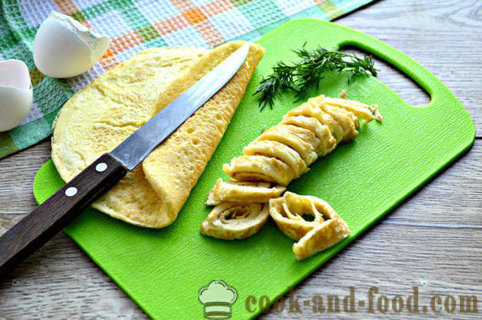 Egg rolls with starch and mayonnaise - how to make pancakes for egg salad, a step by step recipe photos