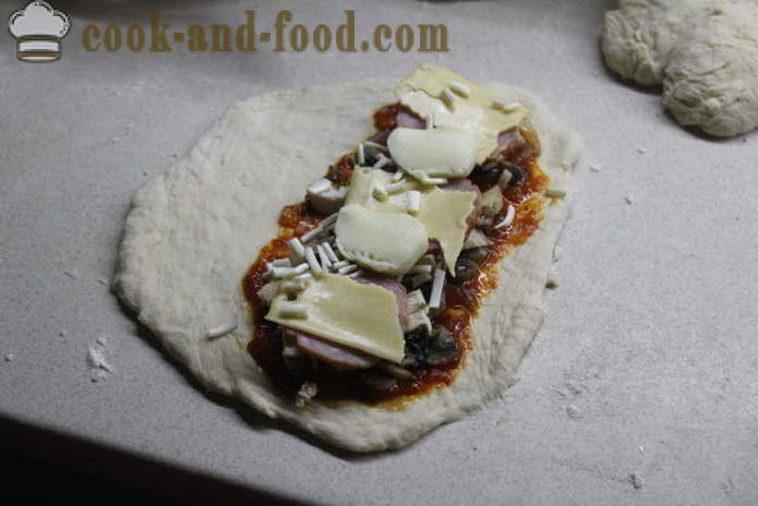 Pizza calzone with chicken at home - how to make a calzone home, step by step recipe photos