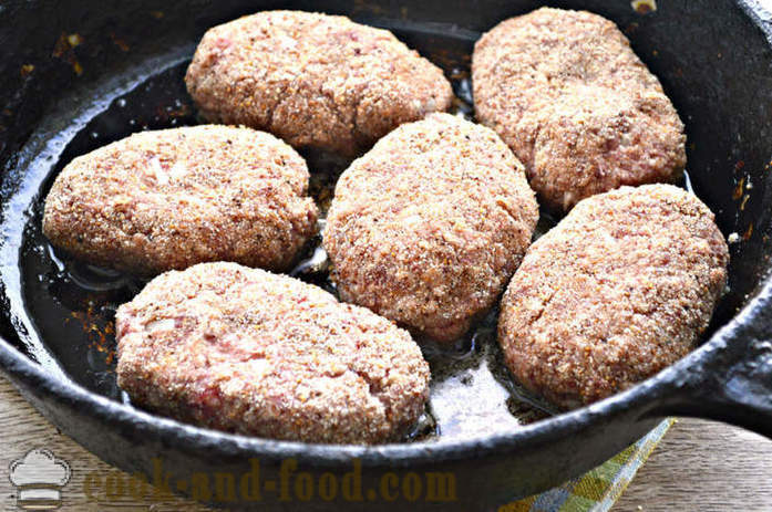 Roasted meat cutlets with cheese filling - how to cook patties stuffed with cheese, a step by step recipe photos