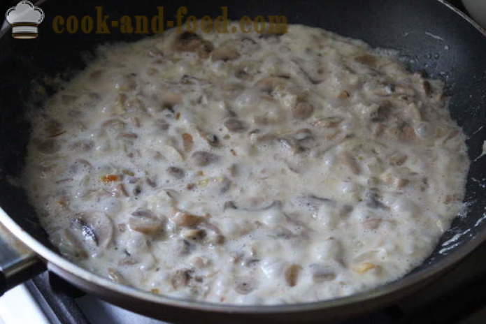 Creamy mushroom sauce - how to cook a mushroom sauce with mushrooms, a step by step recipe photos