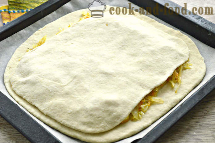 Lean yeast cake with cabbage - how to bake a meatless cabbage pie in the oven, with a step by step recipe photos