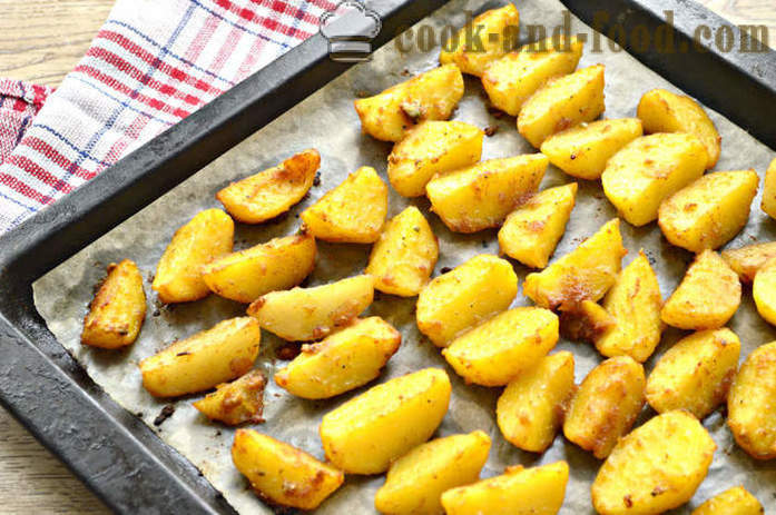 Baked potato slices in the oven with garlic and soy sauce - both delicious baked potatoes in the oven, with a step by step recipe photos