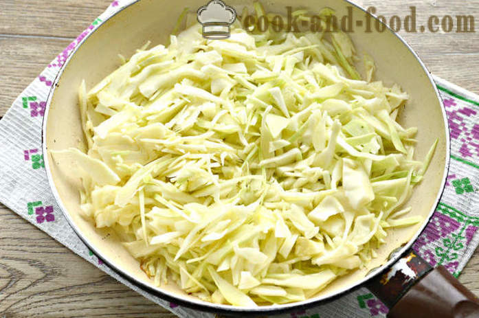 Filling for pies with fresh cabbage - how to prepare stuffing for pies with cabbage, a step by step recipe photos