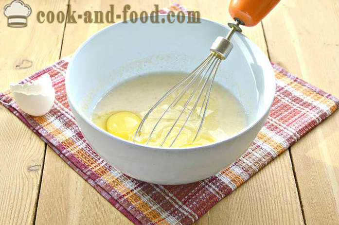 Pie-manna on the water with eggs - how to make the manna in the water in the oven, with a step by step recipe photos