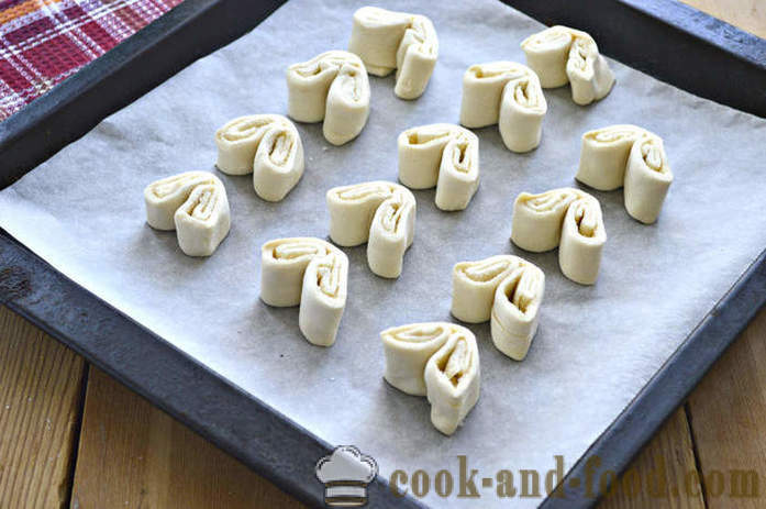 Cookies ears puff pastry - how to make puff ears, a step by step recipe photos