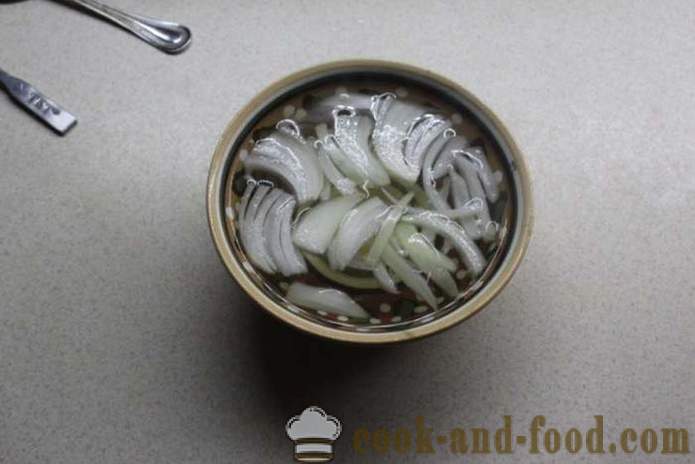 Sour cream and onion sauce with pickled onions - how to cook a delicious sauce with onions, sour cream and mayonnaise with a step by step recipe photos