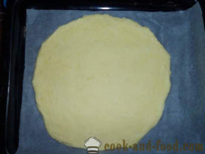 Simple pumpkin pie with dough - how to make pumpkin pie, a step by step recipe photos