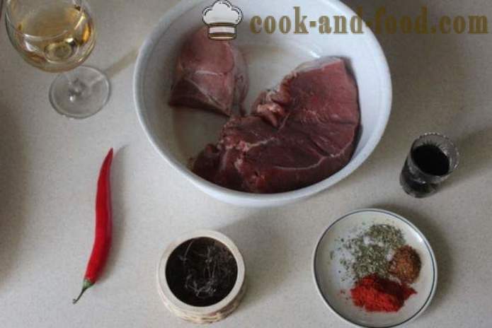 Beef steak in a frying pan - how to roast beef steak, a step by step recipe photos