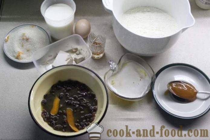 Sweet pie-braid with raisins - how to make a braided yeast dough, a step by step recipe photos