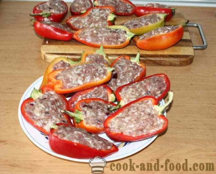 Stuffed peppers baked in the oven halves - how to cook a stuffed pepper halves, with a step by step recipe photos