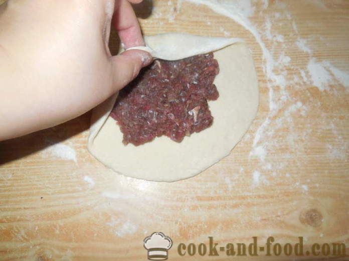 Tatar dish Cainari - how to make tortillas with meat in the oven, with a step by step recipe photos