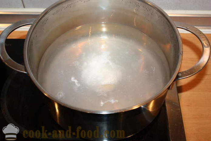 Egg poached in water - how to cook a poached egg at home, step by step recipe photos